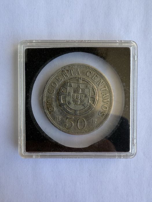 Moeda 50 centavos de Angola do ano 1927