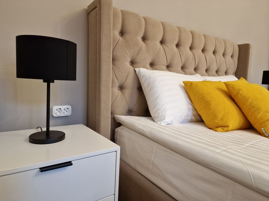 Здається квартира в оренду. Подобово.