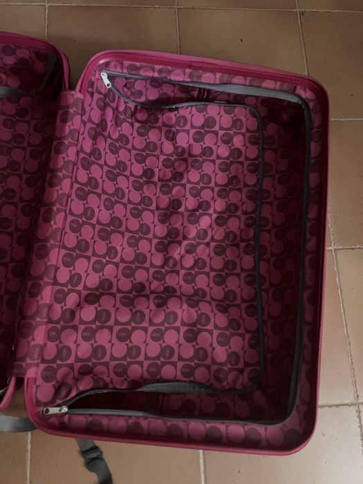 Vendo troley de porão