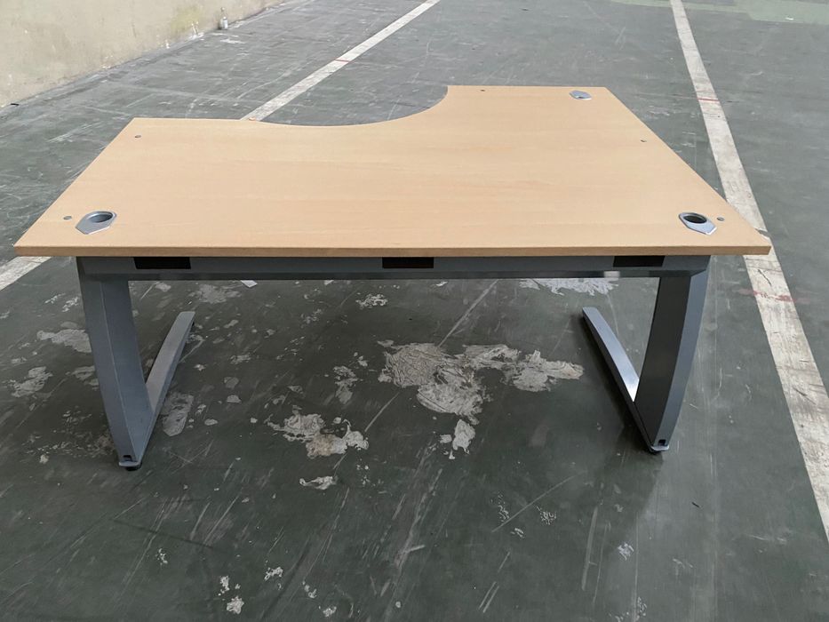 Biurka narożne 160/120 stelaż metalowy, Lewe i Prawe , POLEASINGOWE