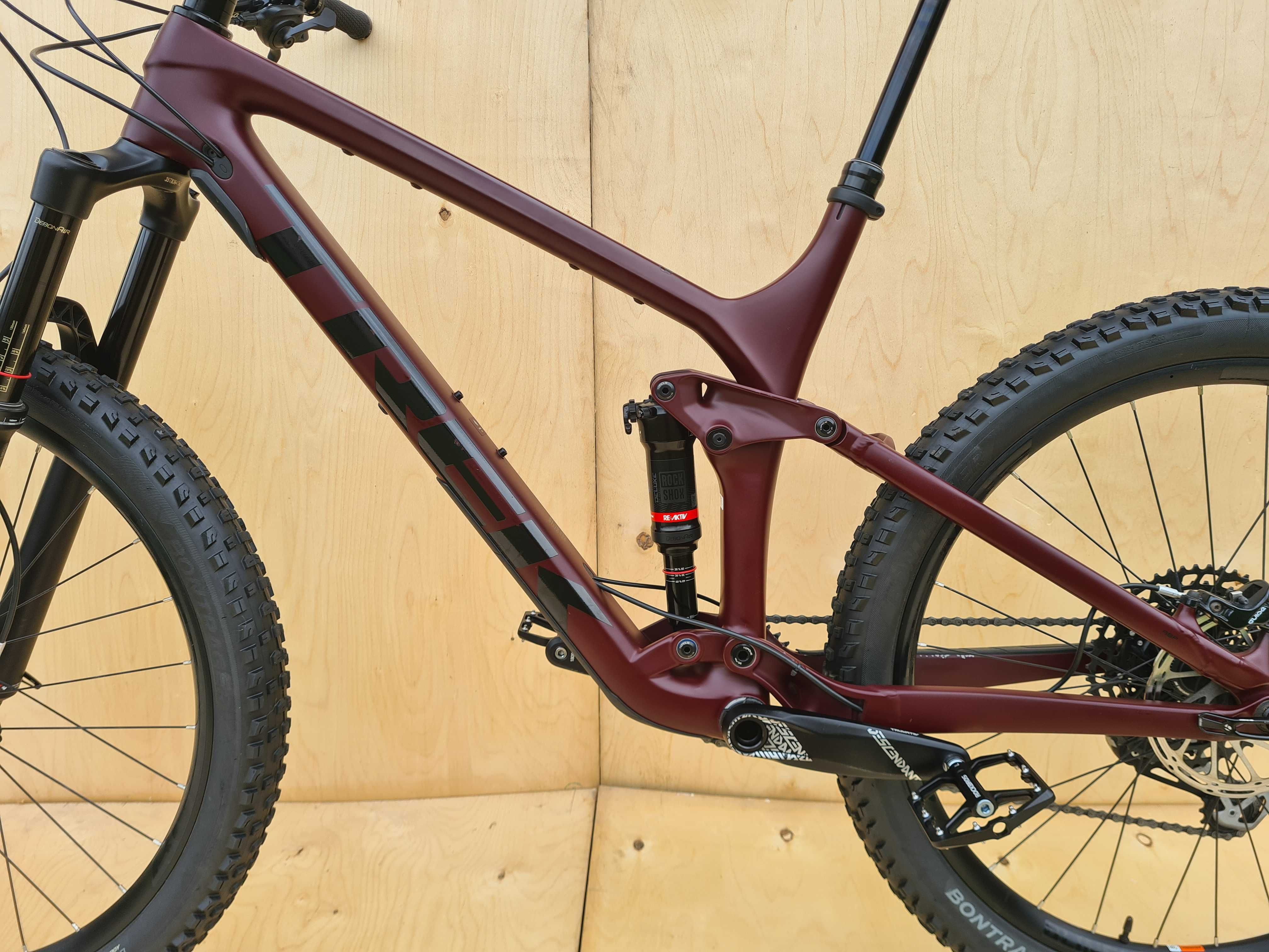 MEGA Trek Remedy 9.7 Carbon L Matte Cobra Black rower enduro jibber !