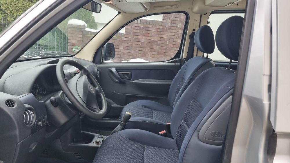 Citroen Berlingo 1,6 benzyna Dach panoramiczny Zadbany