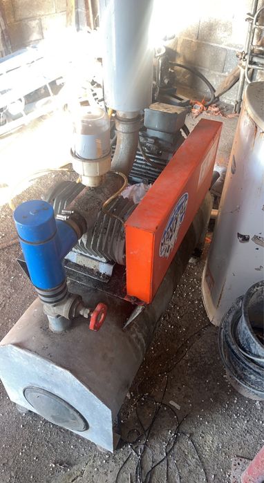 Sala de ordenha capacidade 18 cabeças