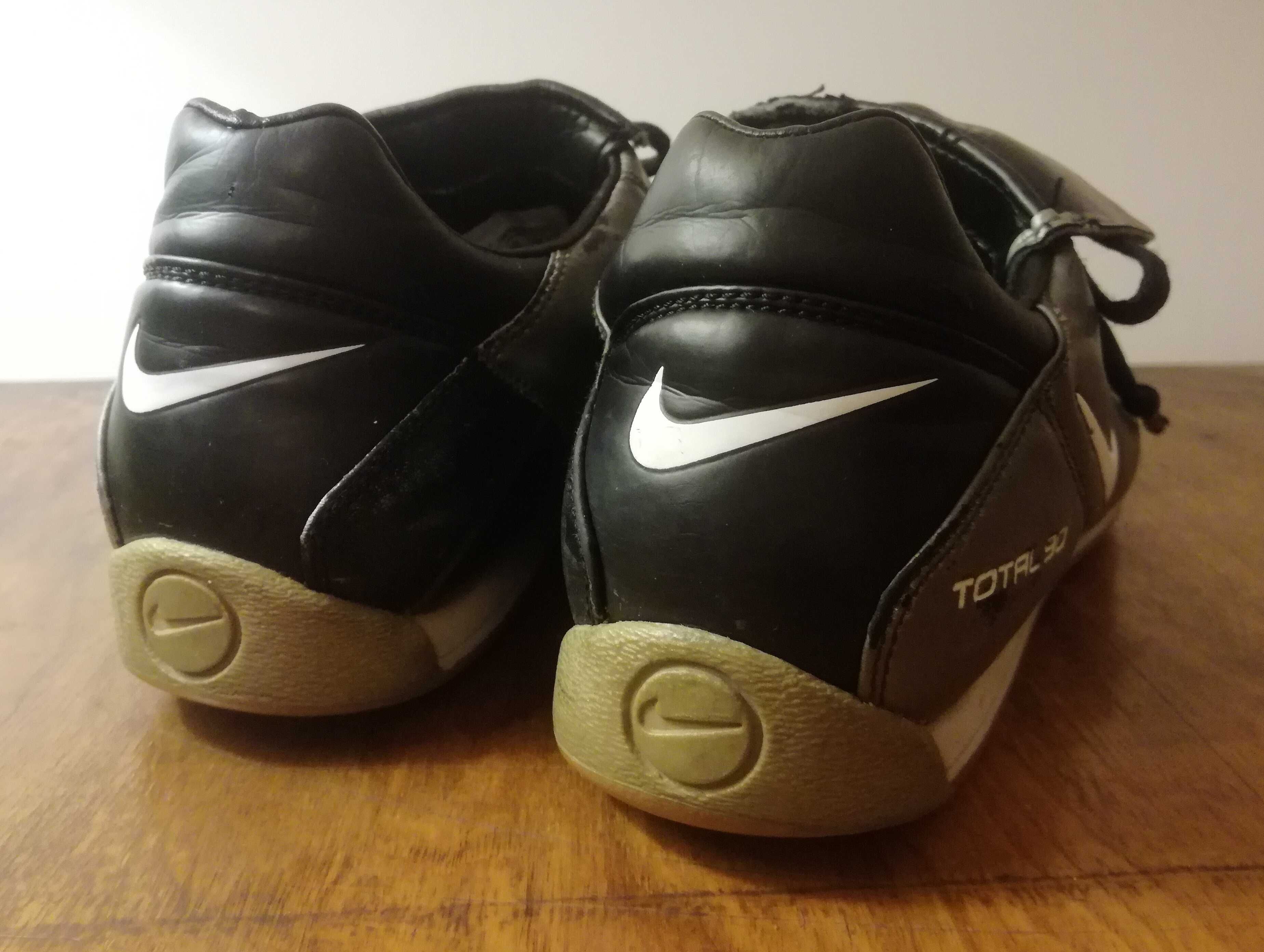 36 Nike Total 90 dziecięce buty halowe sportowe do piłki nożnej korki