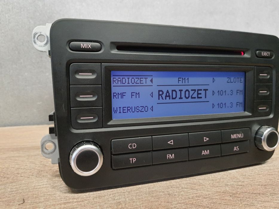 Radio samochodowe VW Volkswagen RCD300 CD +kod Passat b6 Golf 5 Caddy