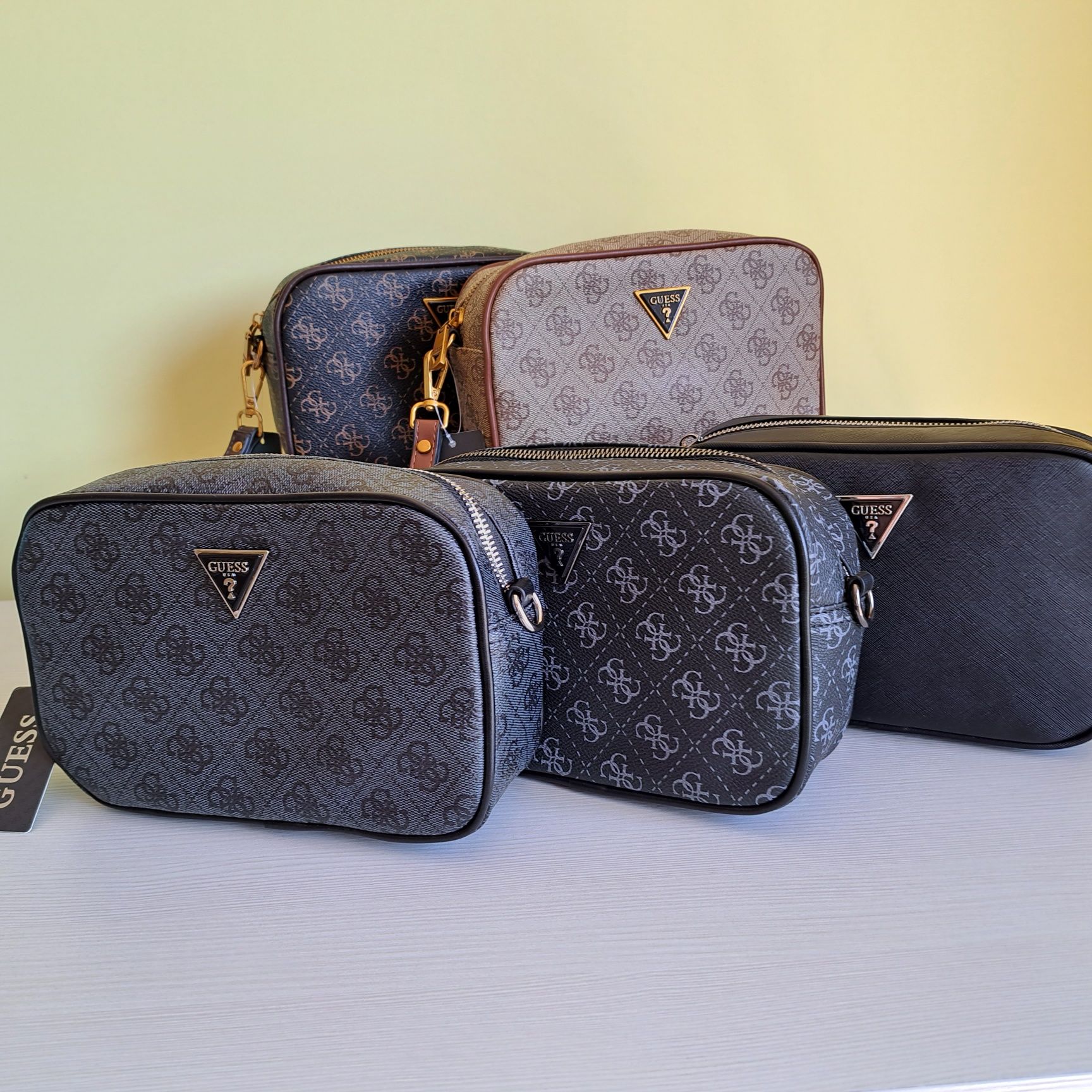 Сумка чоловіча GUESS  Сумка мужская Гесс Гуес  Vezolla барсетка беж