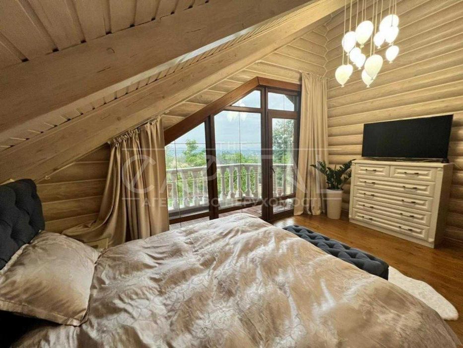 Продаж / Будинок / 320 м2 / Гнідин / вул. Центральна