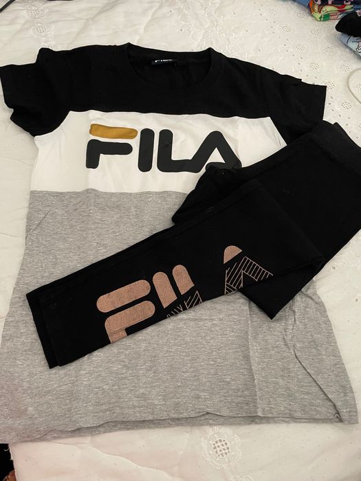Leggings e T shirt Fila