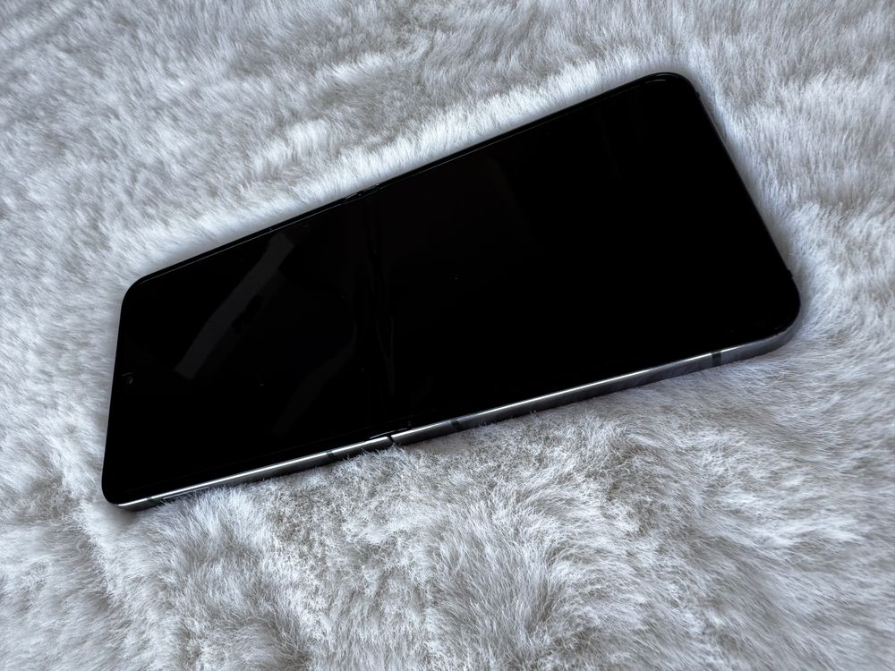 Samsung Z Flip 5 512GB com caixa