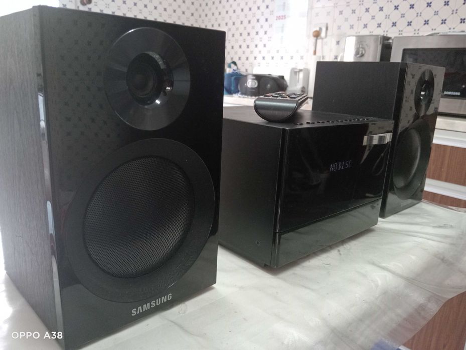 Micro system Samsung MM-E320/ZF