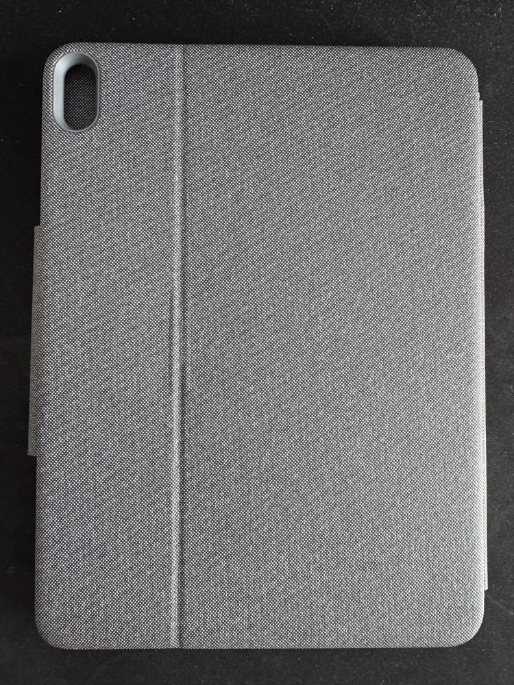 Logitech Folio Touch - etui z klawiaturą i gładzikiem iPad Air (4 i 5)