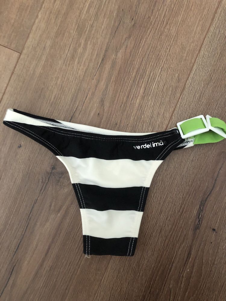 Vendo bikini novo