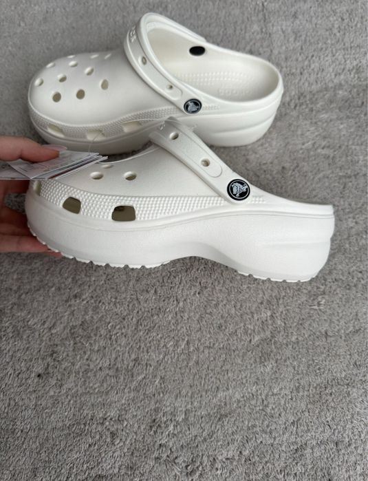 Продам шльопанці Crocs