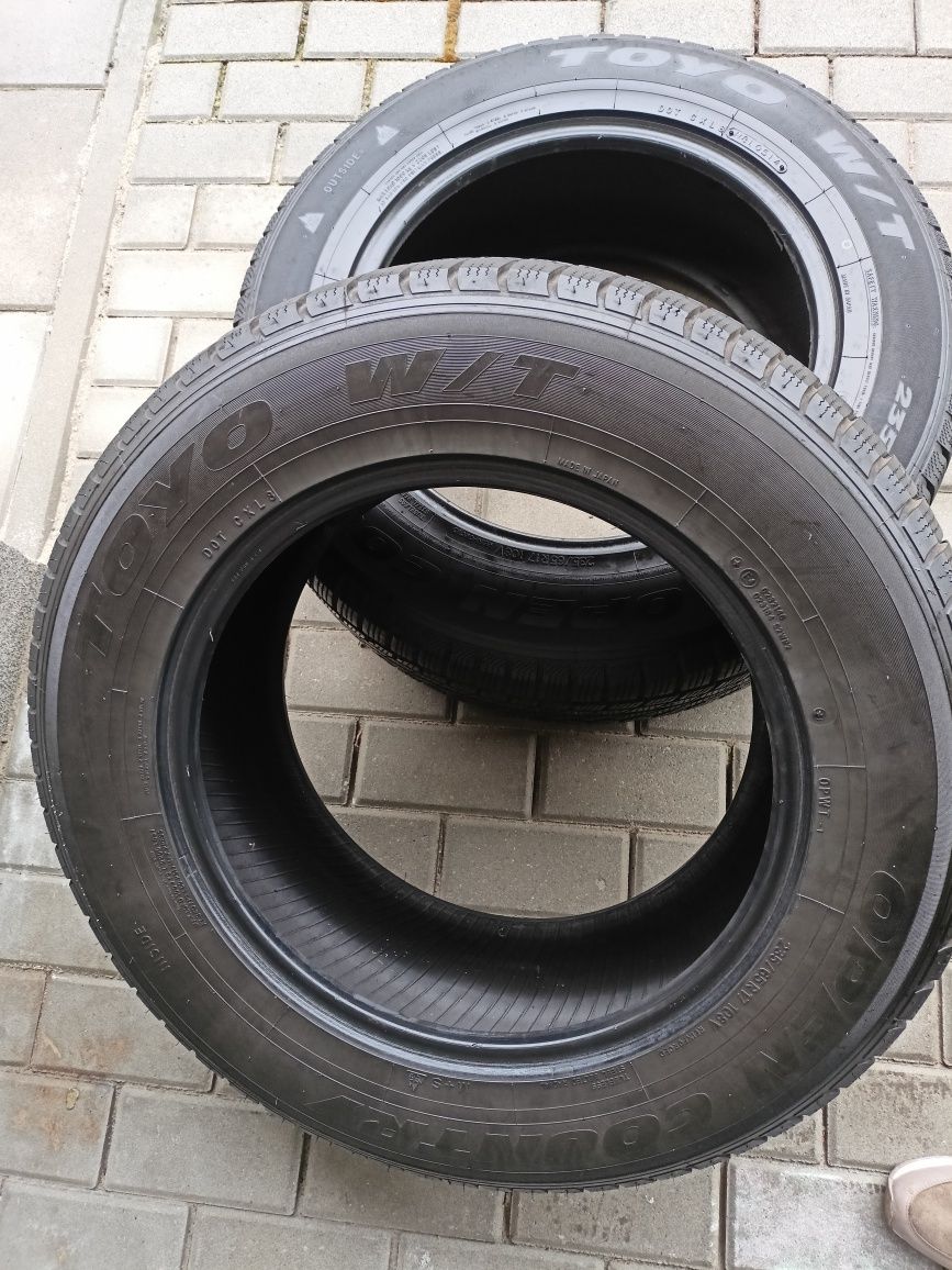 Toyo W/T Open Country 235/65 R17 108V