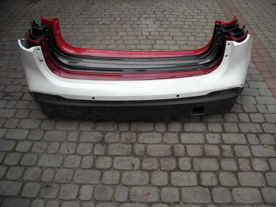 Nissan Qashqai 2 J11 Zderzak tył PDC lub bez 17-21