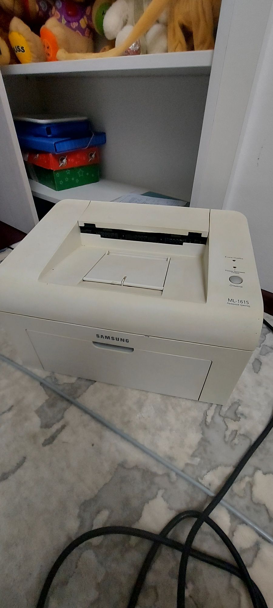 Продам принтер лазерний