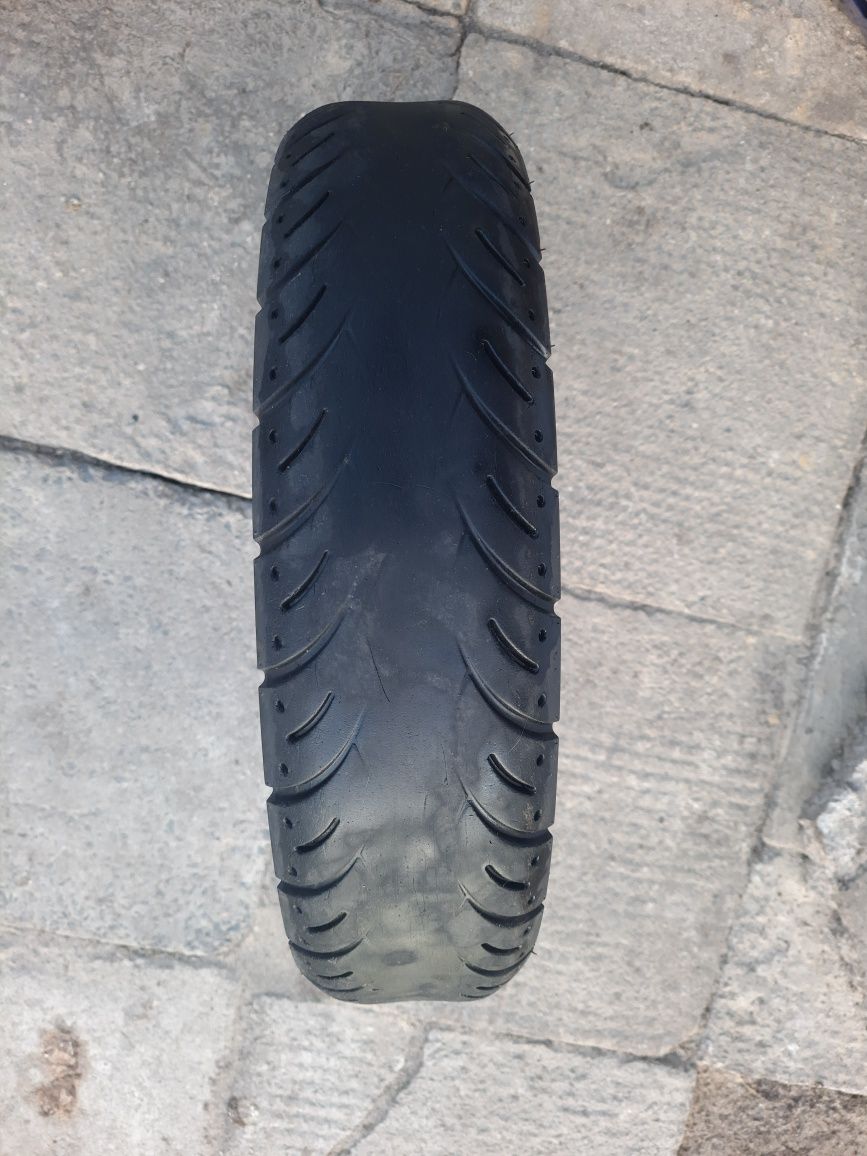 Покришка задня 110/80 r17