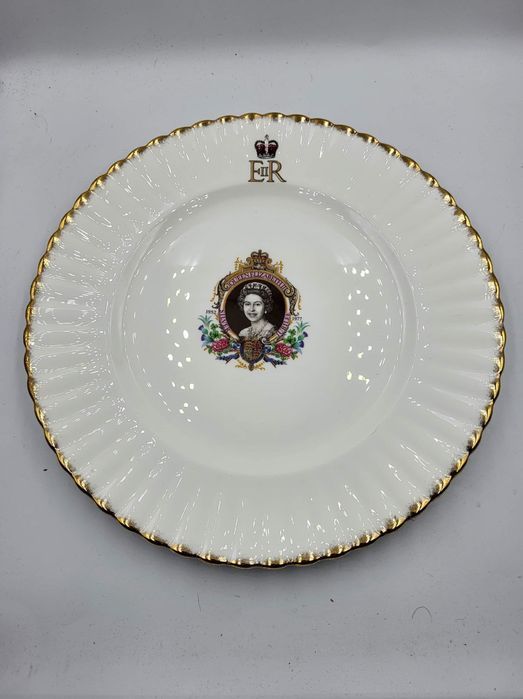 Talerz srebrna rocznica królowej Elżbiety II bone china B92