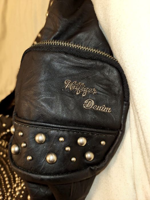 Unikatowa duża torba Hilfiger Denim z ćwiekami ćwieki.