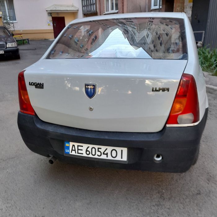 DACIA LOGAN 2006 рік