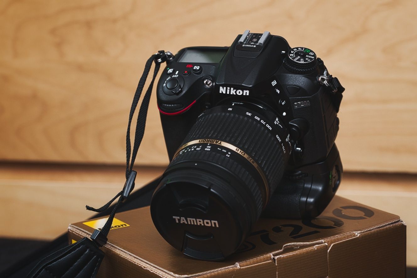 Sprzedam Nikon D7200 Tamron AF 18-270 mm f/3.5-6.3 Di II VC LD macro