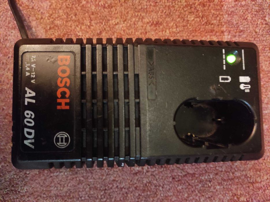 Ładowarka BOSCH AL 60DV . Charger do wkrętarki