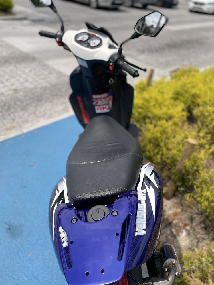 Scooter Versus-2TX