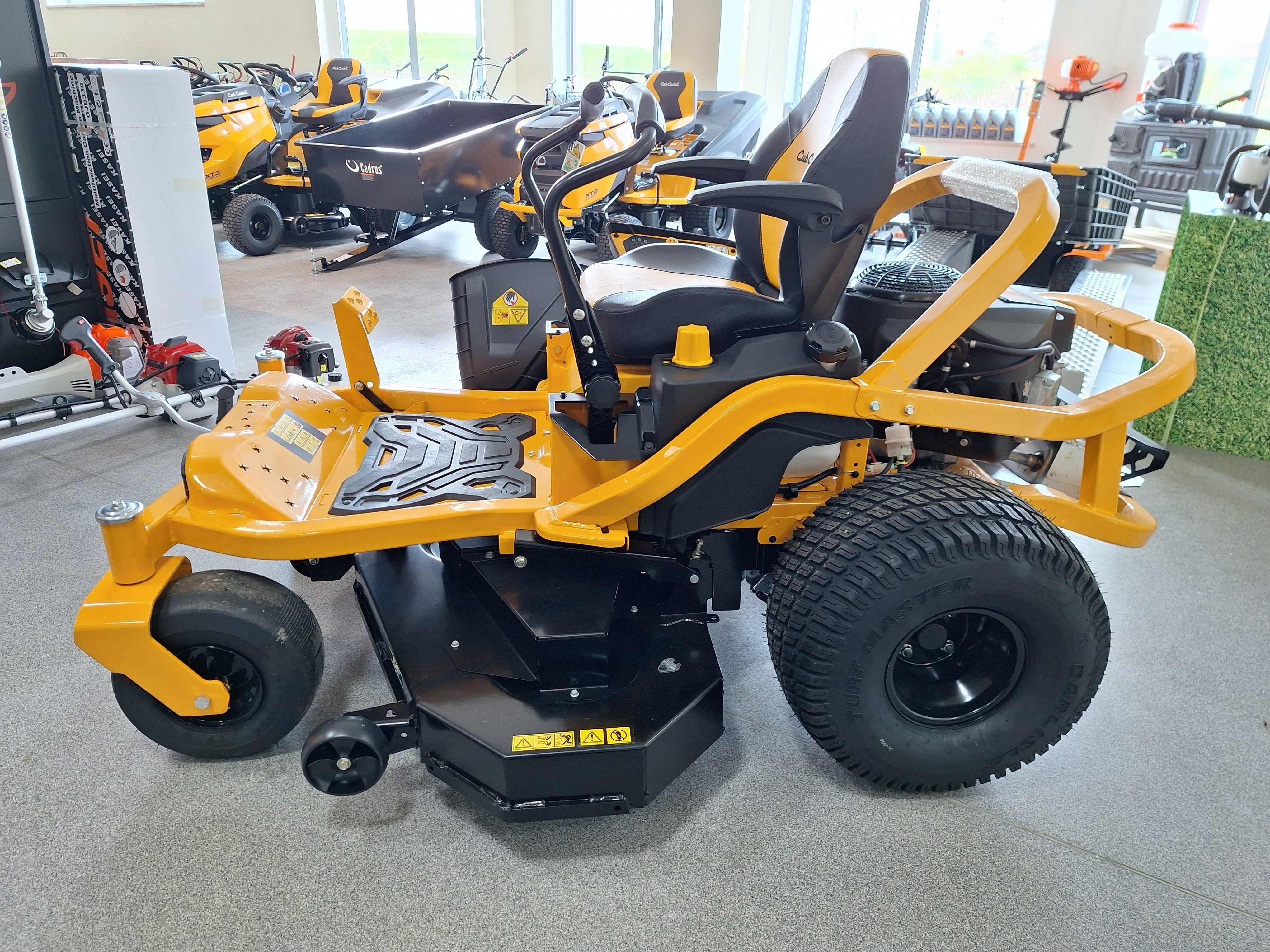 POTĘŻNY Traktorek Kosiarka Cub Cadet Zero Turn XZ5 L137 Kawasaki 24K