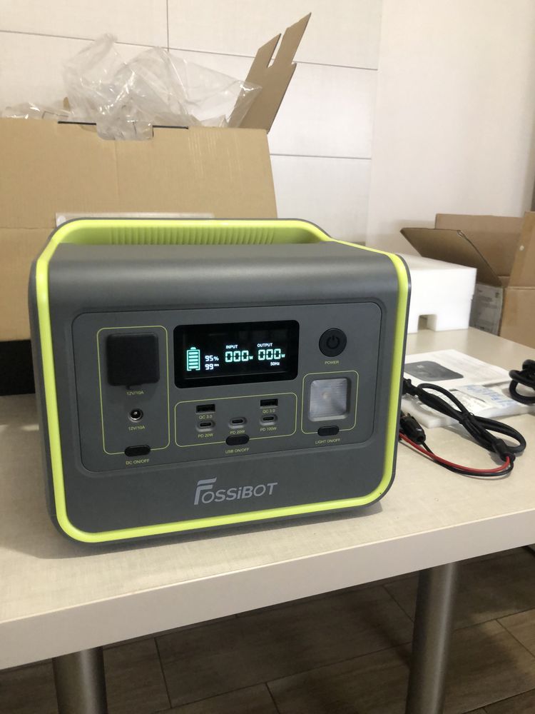 Зарядная станция Fossibot F800, 800 Вт, 512 Вт/час
