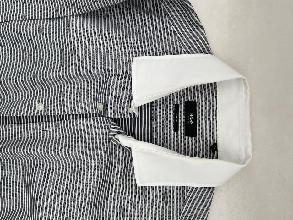 2 Camisas Marca Hugo Boss