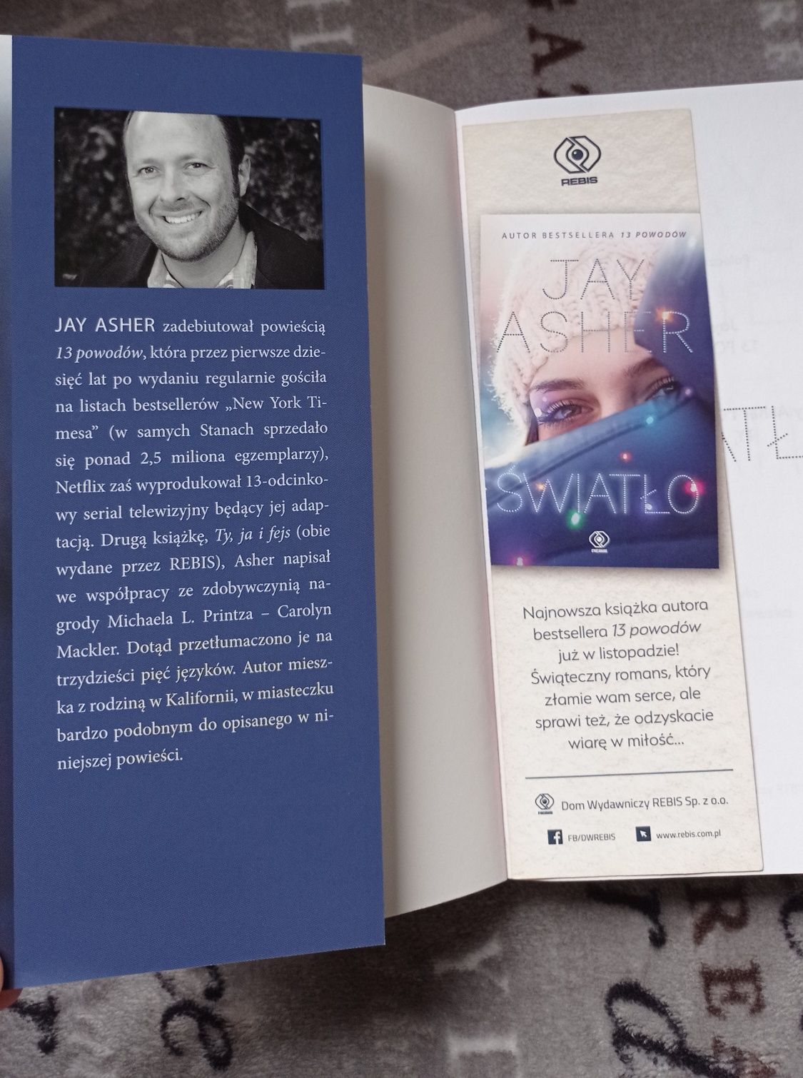 Jay Asher - Światło