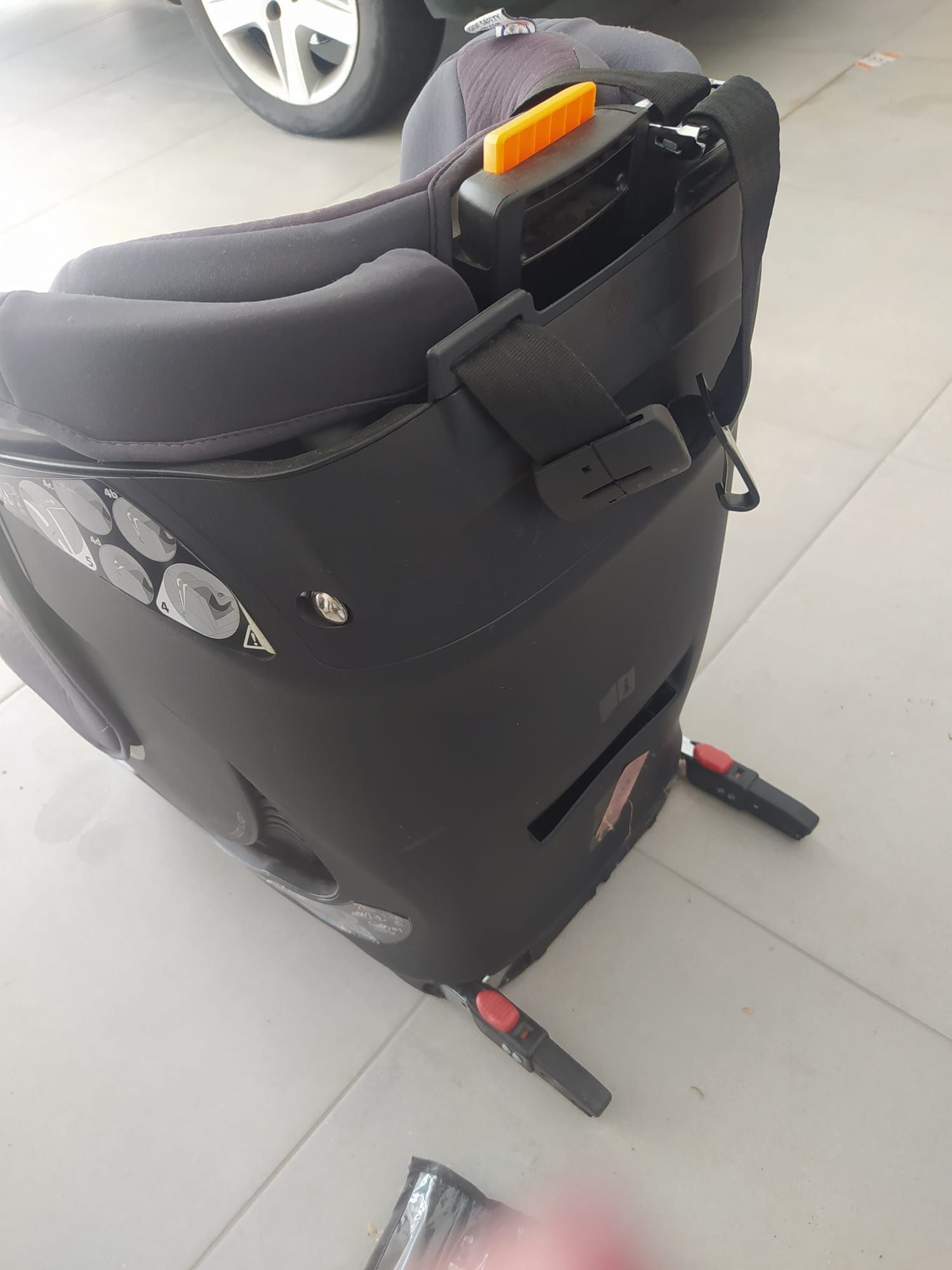 Cadeira auto da chicco com isofix