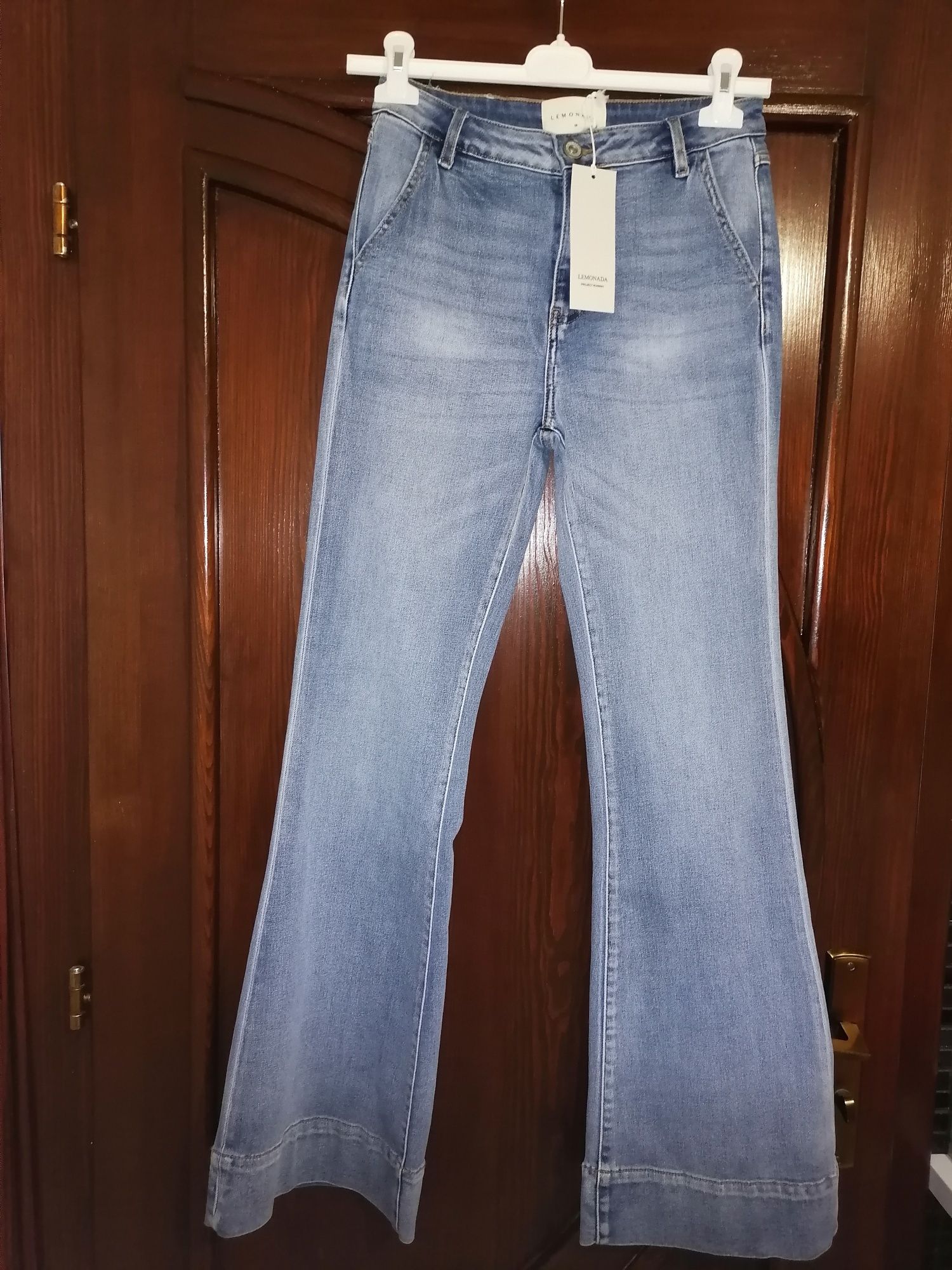 Spodnie jeansy dzwony 36 Lemonada