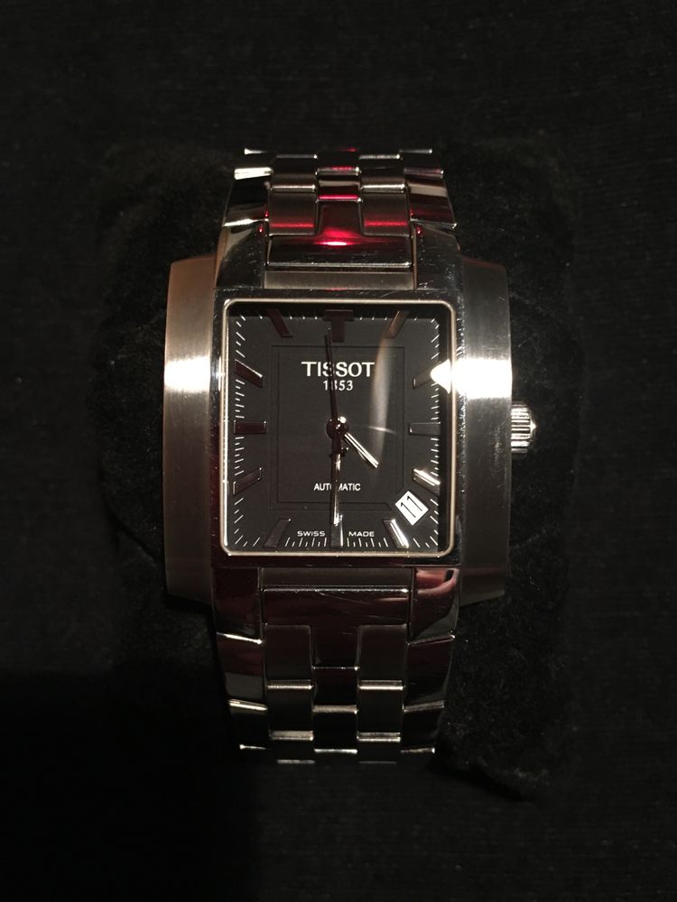 Продам часы  TISSOT