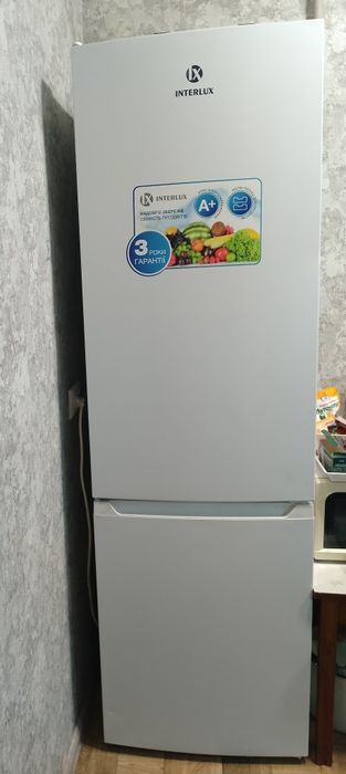 Холодильник 1.80 м.  55×55