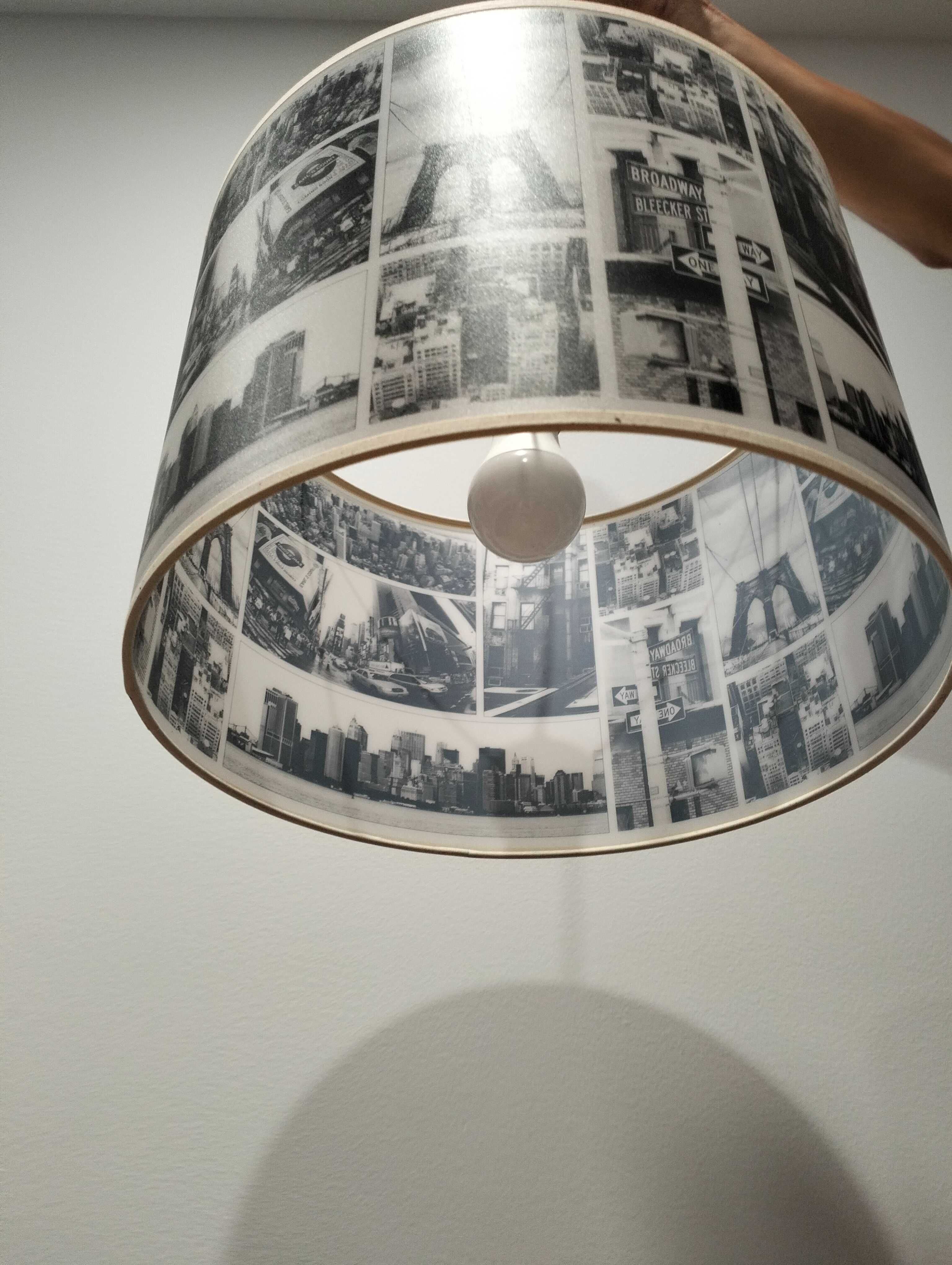Candeeiro com abajur decorativo