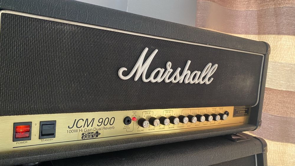 Marshall JCM900 + Cab