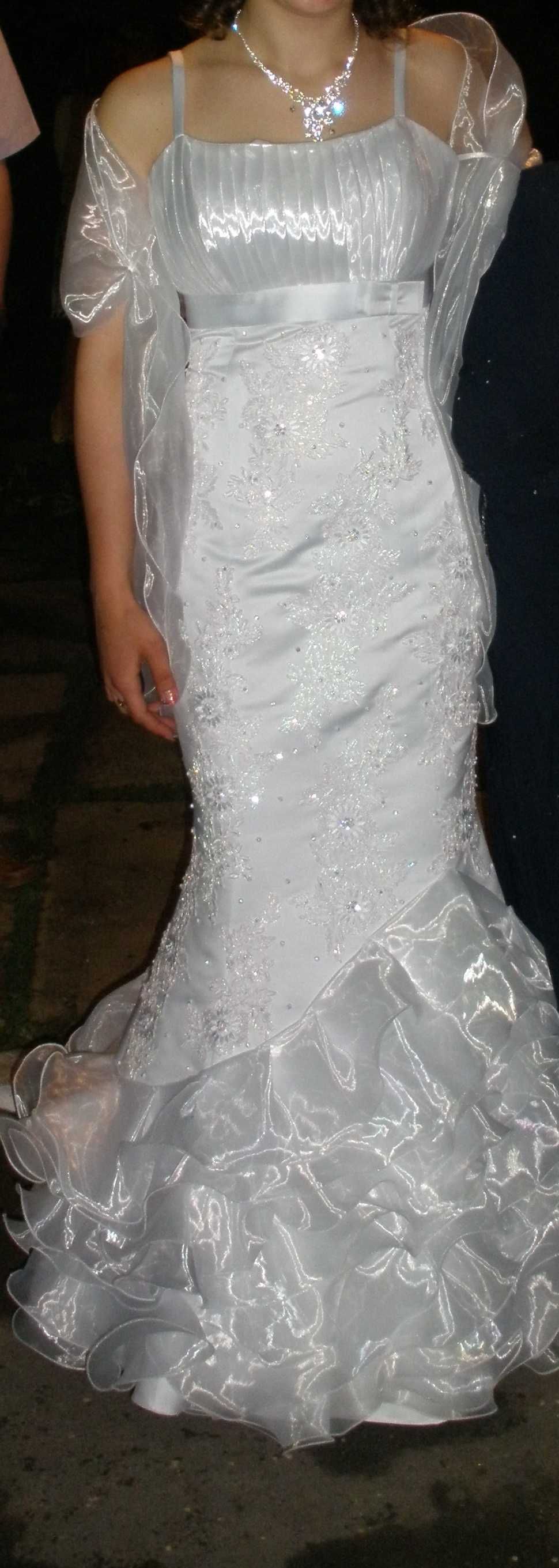 платье выпускное/ свадебное