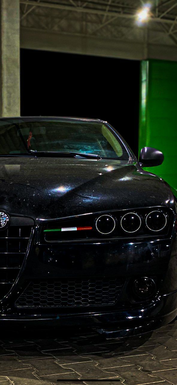 Włoska lub czarna Strzałka/Listwa ozdobna do Alfa Romeo 159. (Druk 3D)