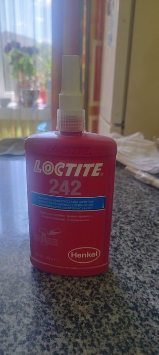 Локтайл (Loctite) 242