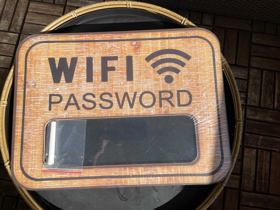 QUADRO WIFI GRÁTIS MADEIRA - PASSWORD EM GIZ NA ARDÓSIA - NOVO/SELADO