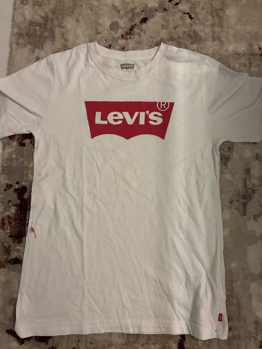 T shirt levis 14 anos