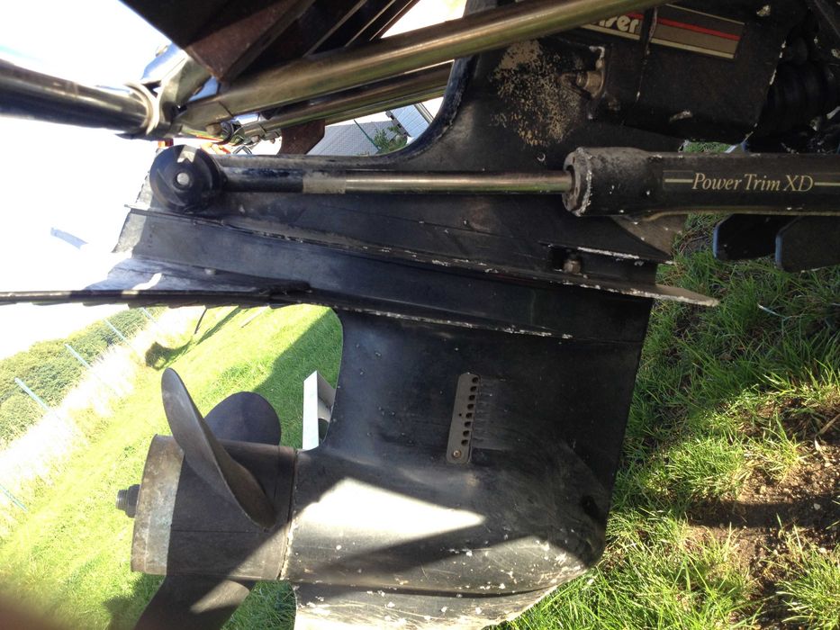 Zetka Alpha One I gen. Silnik Mercruiser 4,3 V6 Gimbal