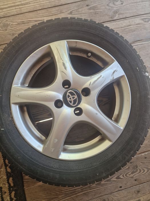 Toyota Corolla 2006, 1,4benzyna