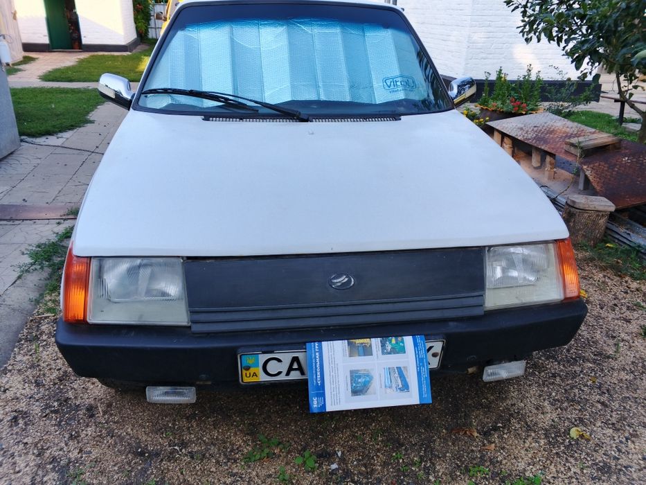 Продам автомобіль Таврія