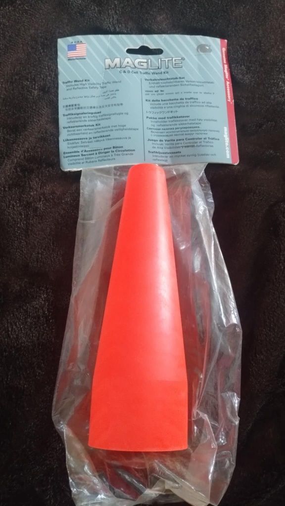Latarka Maglite 3d halogen plus nakładka gratis