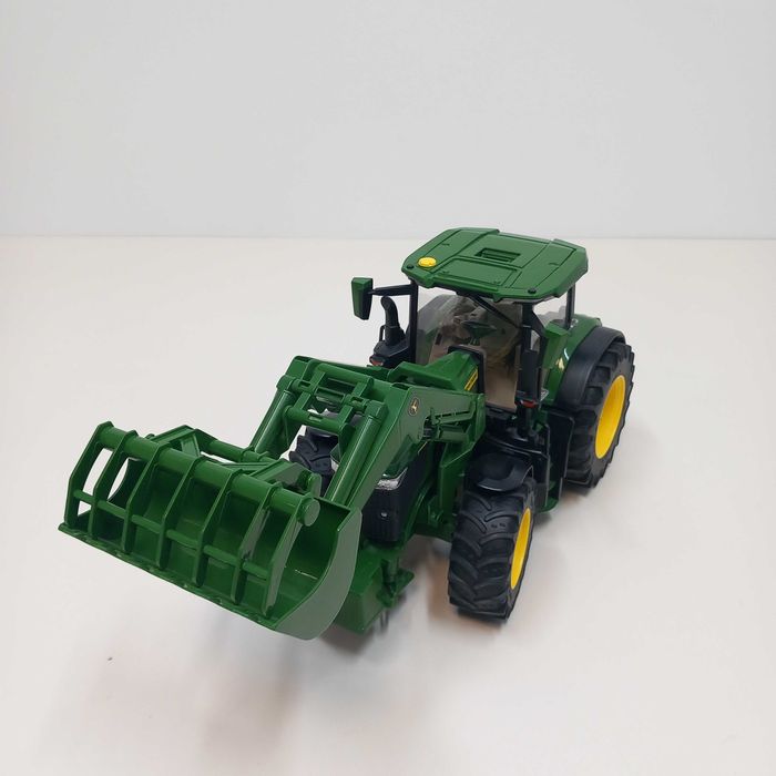 Traktor Bruder John Deere 7R 350 z ładowaczem czołowym