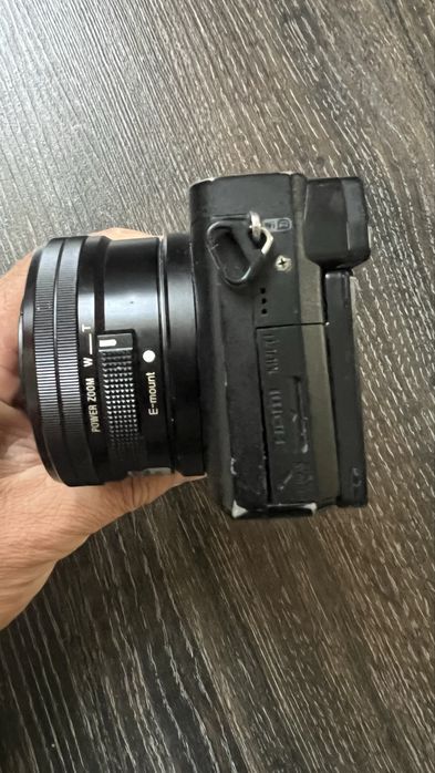 Sony a6300,  sony E PZ 16-50mm F3,5-5,6 oss