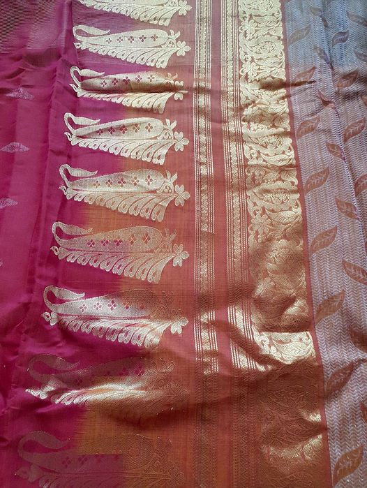 Sari /saree de seda grená/ cerise bordado - novo