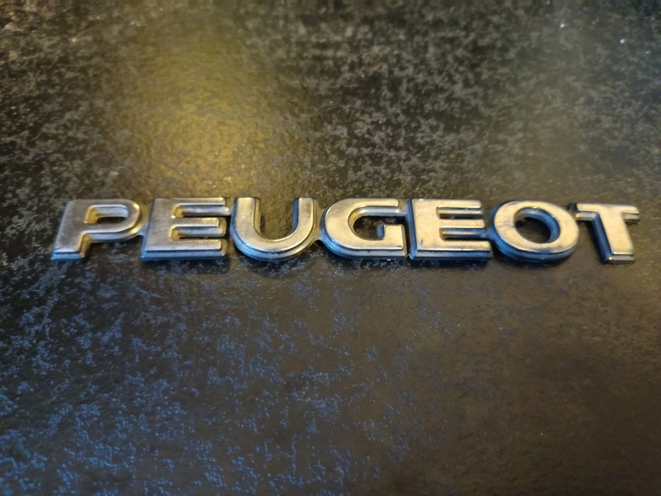 Emblemat znaczek napis Peugeot 306 405